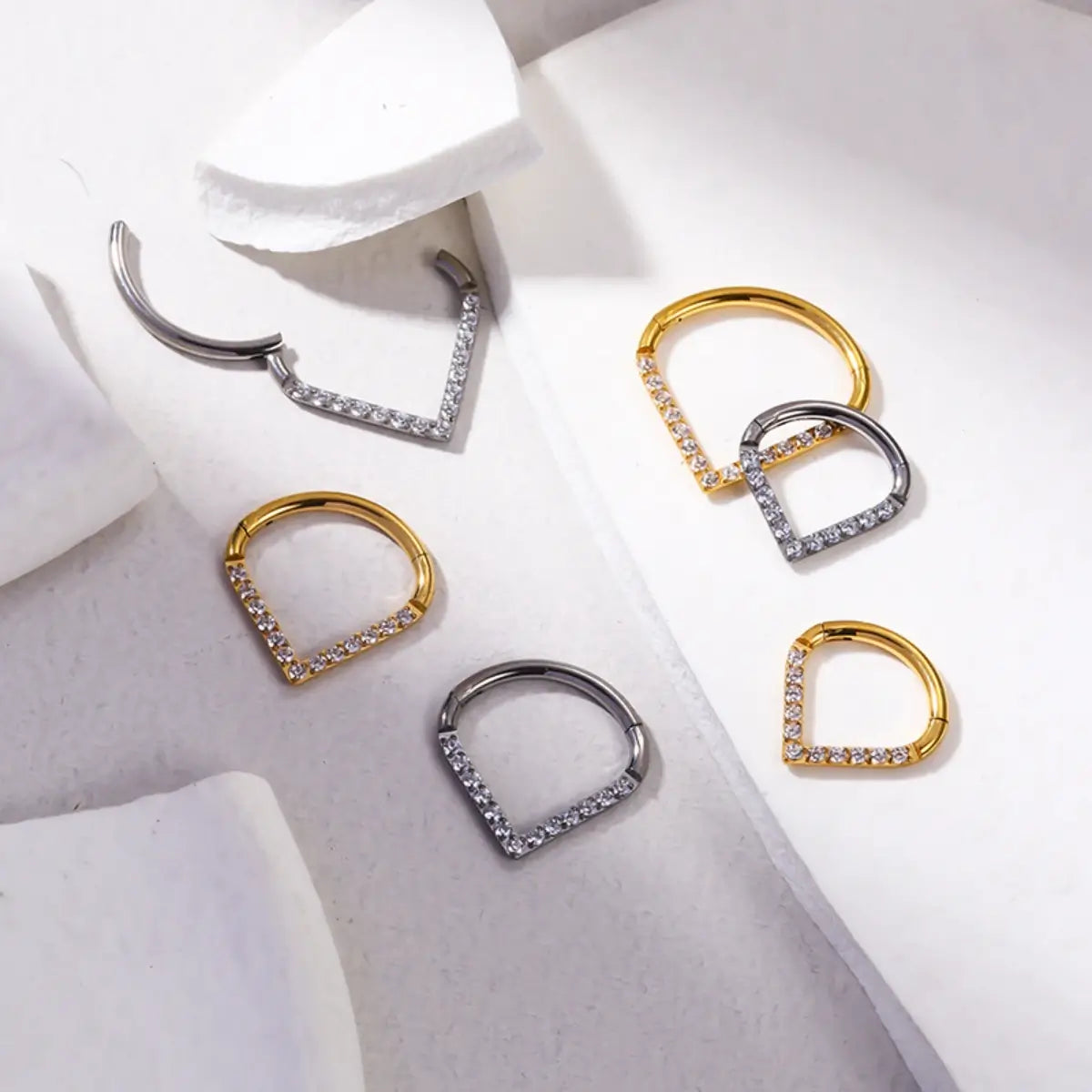 Piercing Argola de Titânio com Ponta em Zircônia