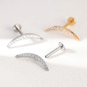 Piercing Labret com arco de zircônias em diferentes acabamentos