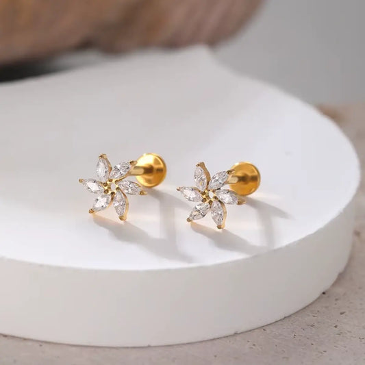 Piercing Labret de Titânio com 6 Zircônias em Formato de Flor