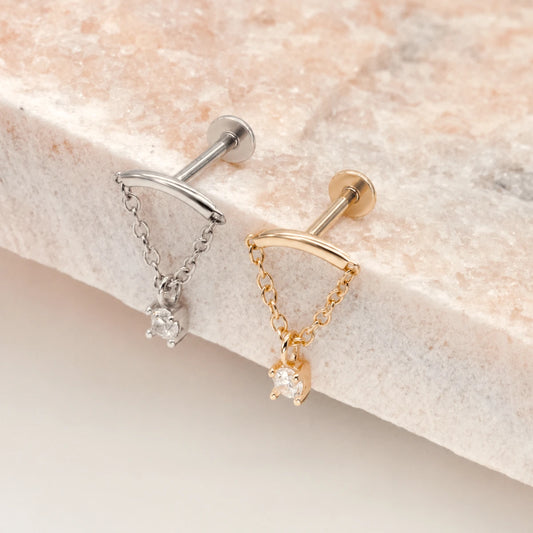 Piercing Labret de Titânio G23 com Corrente e Pingente