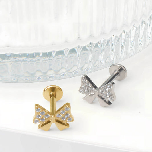 Piercing Labret de Titânio Laço em Zircônia
