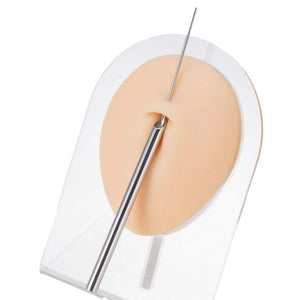 Tubo receptor para piercing utilizado como apoio na saída da agulha