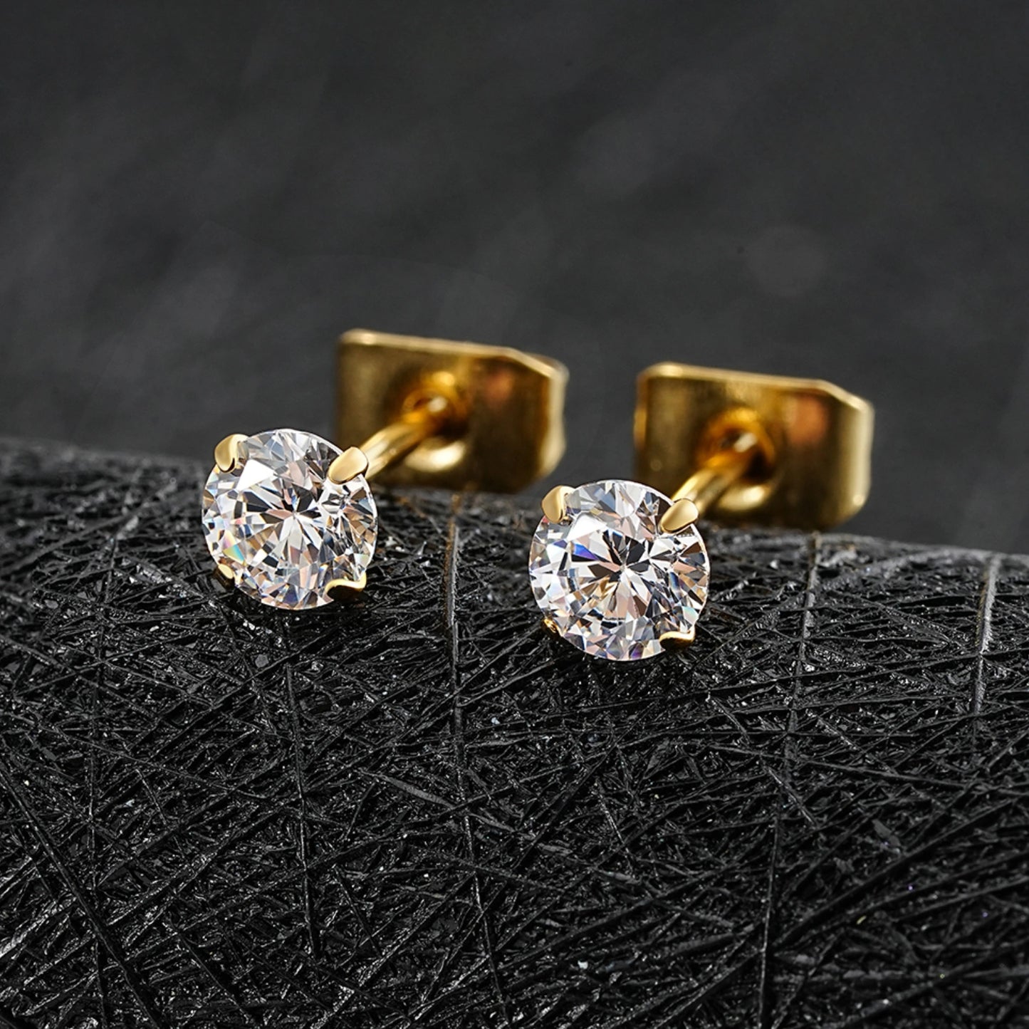 Brinco Ponto de Luz em Aço Cirúrgico 316L com Zircônia