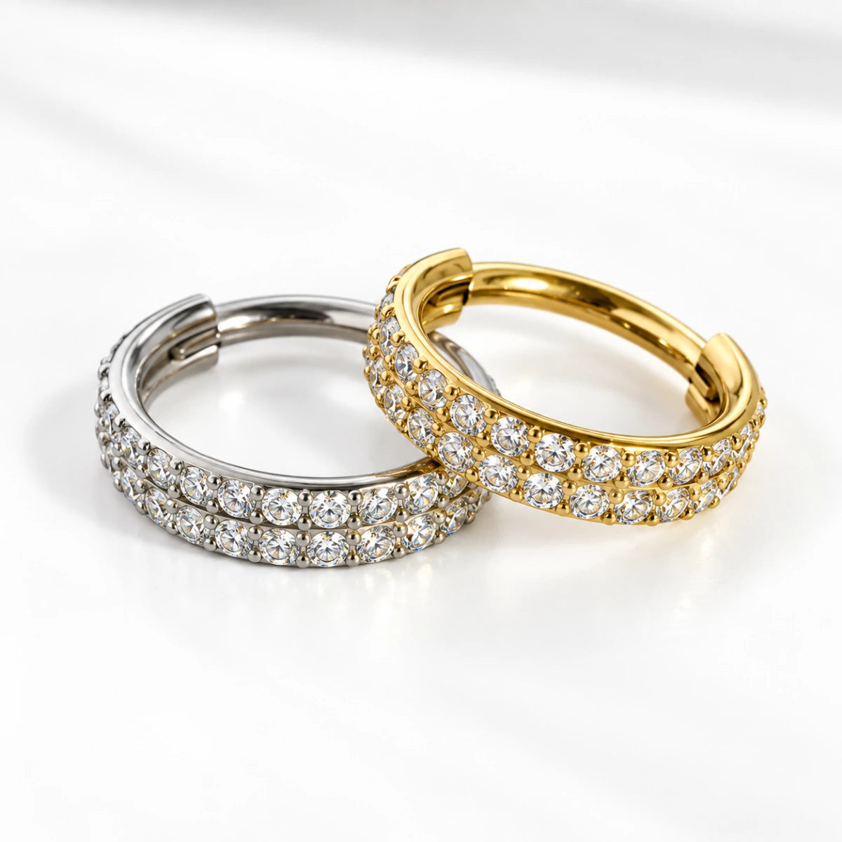 Argola dupla para Piercing Conch em acabamento prateado e dourado