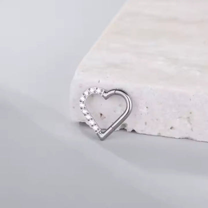 Piercing Argola de Titânio Coração com Zircônia