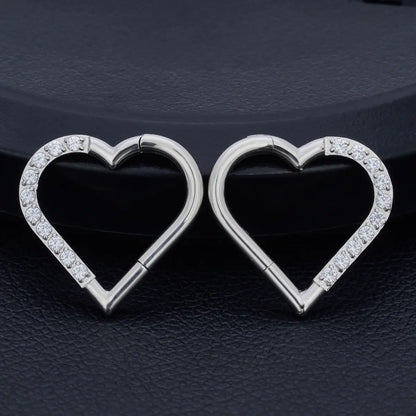 Piercing Argola de Titânio Coração com Zircônia
