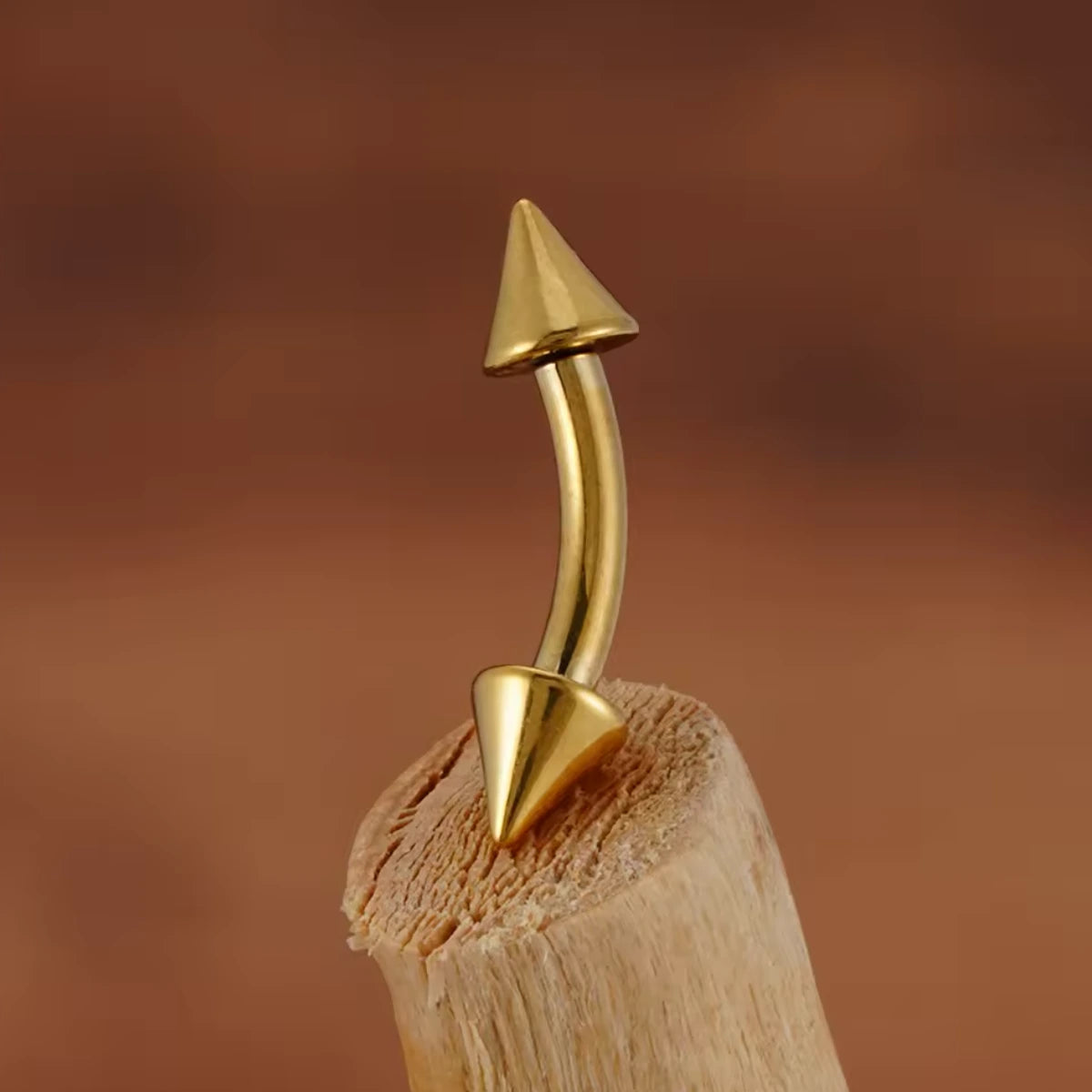 Piercing Barbell Curvo de Titânio Spikes