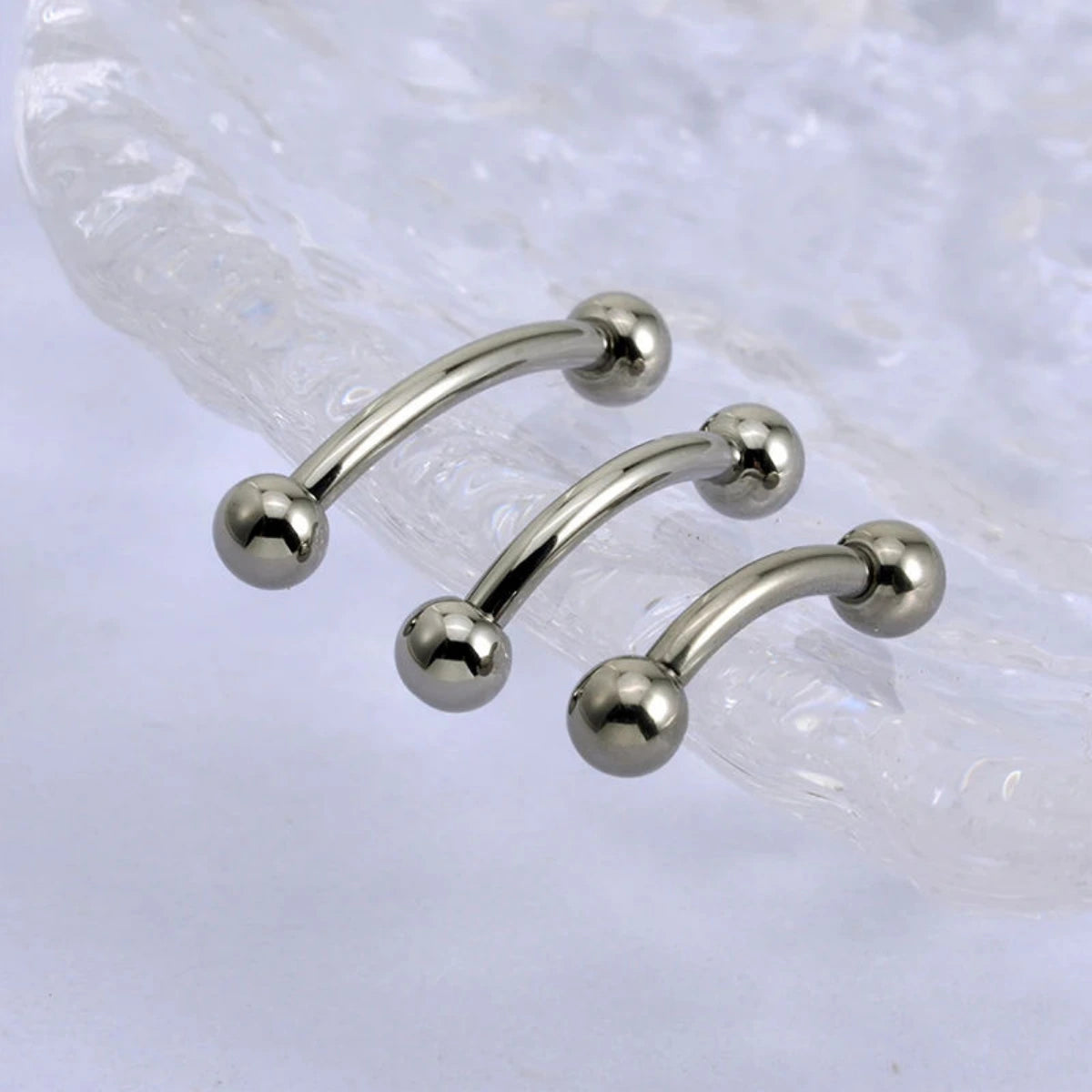 Piercing Curvo de Titânio