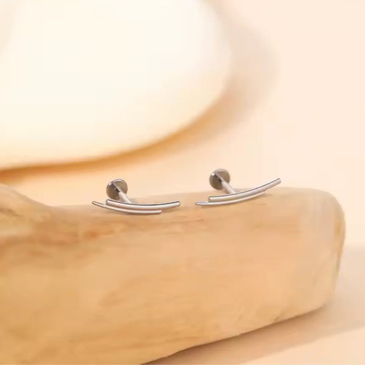 Piercing Labret de Titânio 2 Barras
