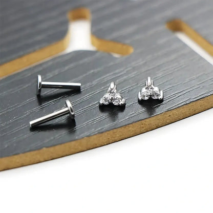 Piercing Labret de Titânio 3 Pontos em Zircônia