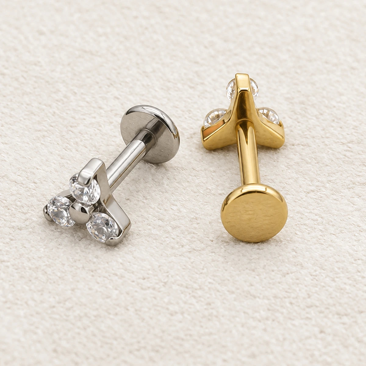 Piercing Labret de Titânio G23 com 3 Pontos de Zircônia