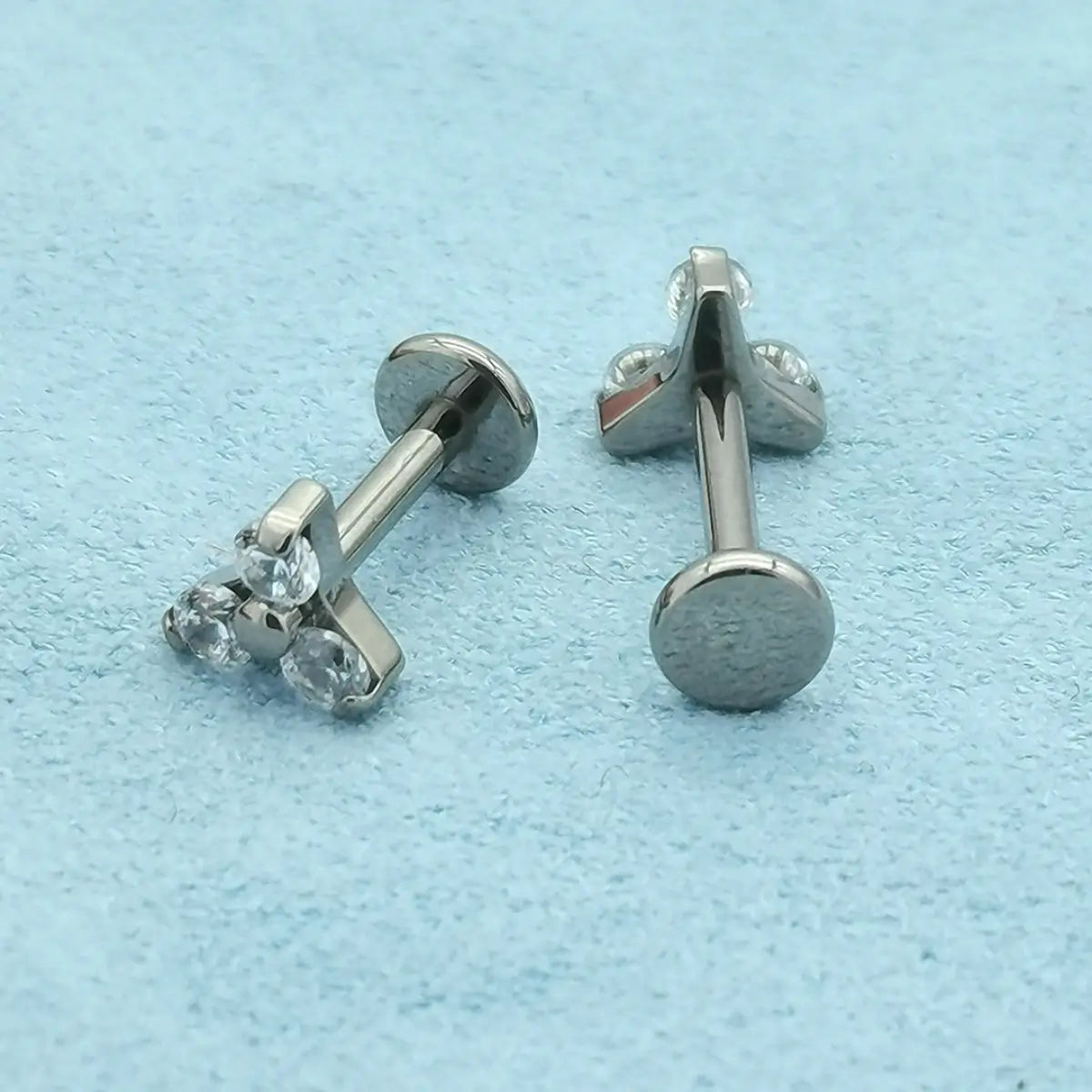 Piercing Labret de Titânio 3 Pontos em Zircônia