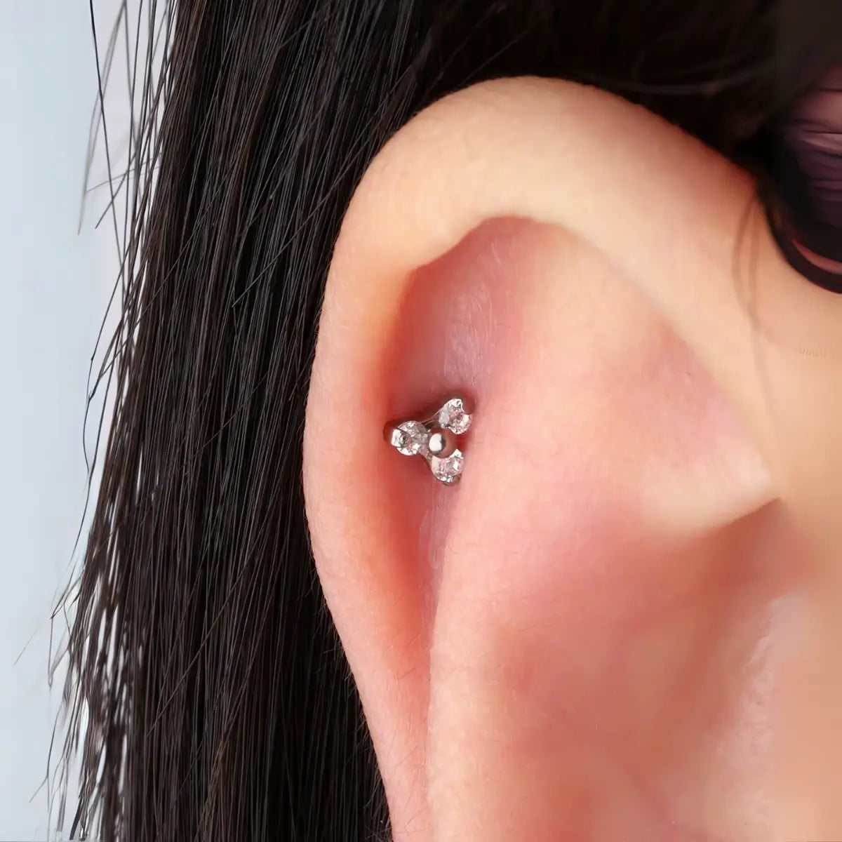 Piercing Labret de Titânio 3 Pontos em Zircônia