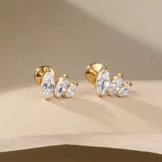 Piercing Labret de Titânio com 3 Zircônias