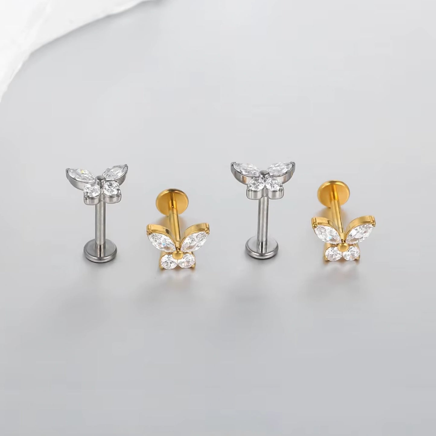 Piercing Labret de Titânio Borboleta em Zircônia