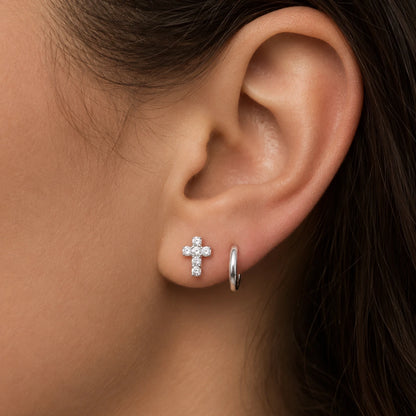 Piercing Labret de Titânio G23 Cruz Cravejada em Zircônia