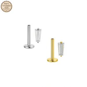 Piercing Labret de Titânio com Pedra Retangular de Zircônia nas cores prata e dourado
