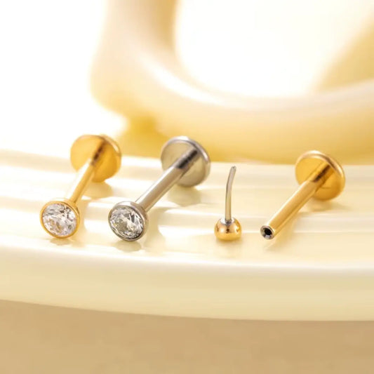 Piercing Labret de Titânio Push Pin com Ponto de Luz