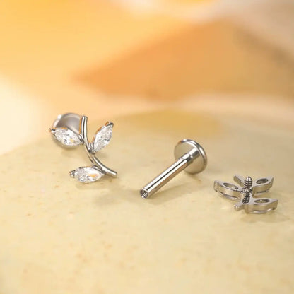Piercing Labret de Titânio Ramo com 3 Zircônias
