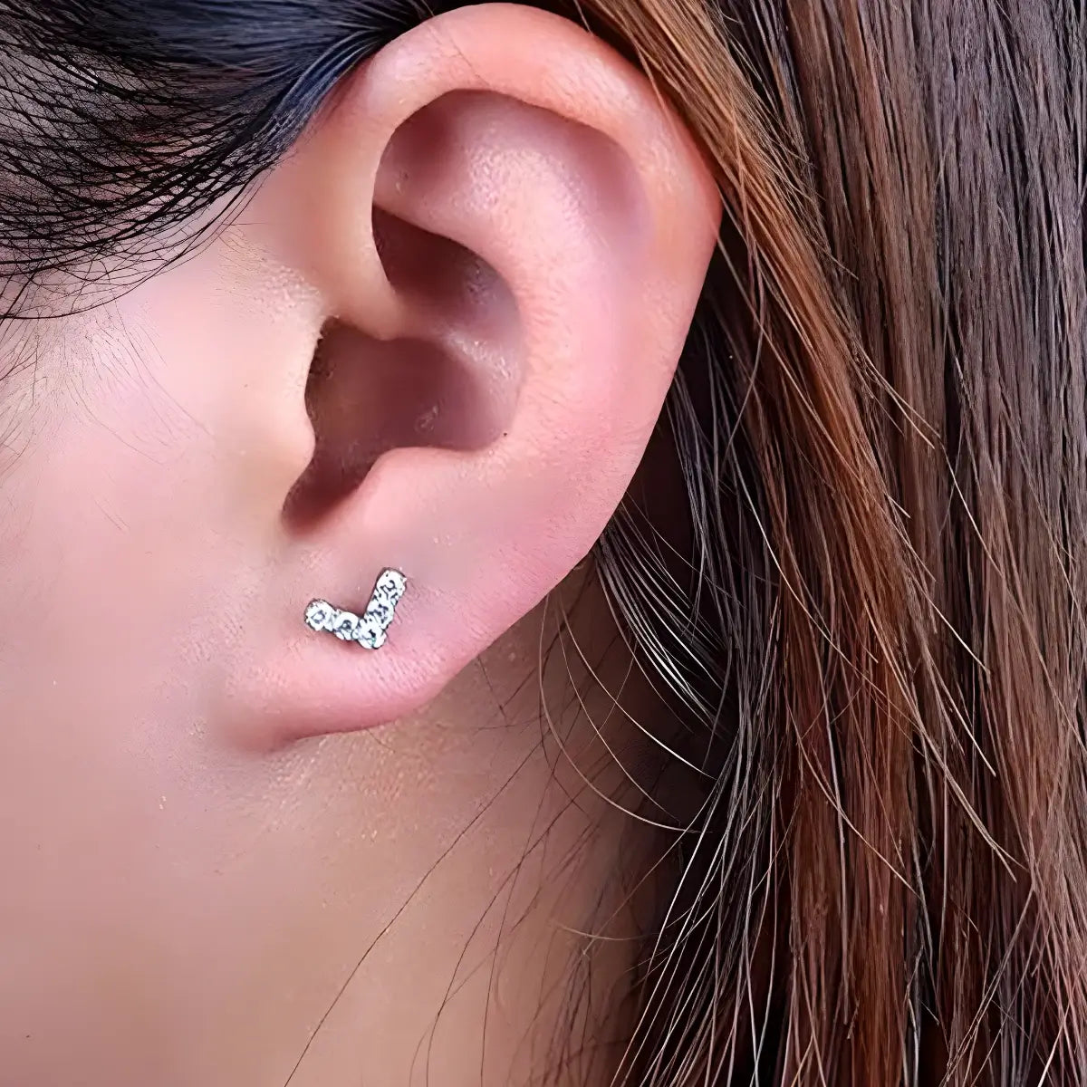 Piercing Labret de Titânio V com Zircônia