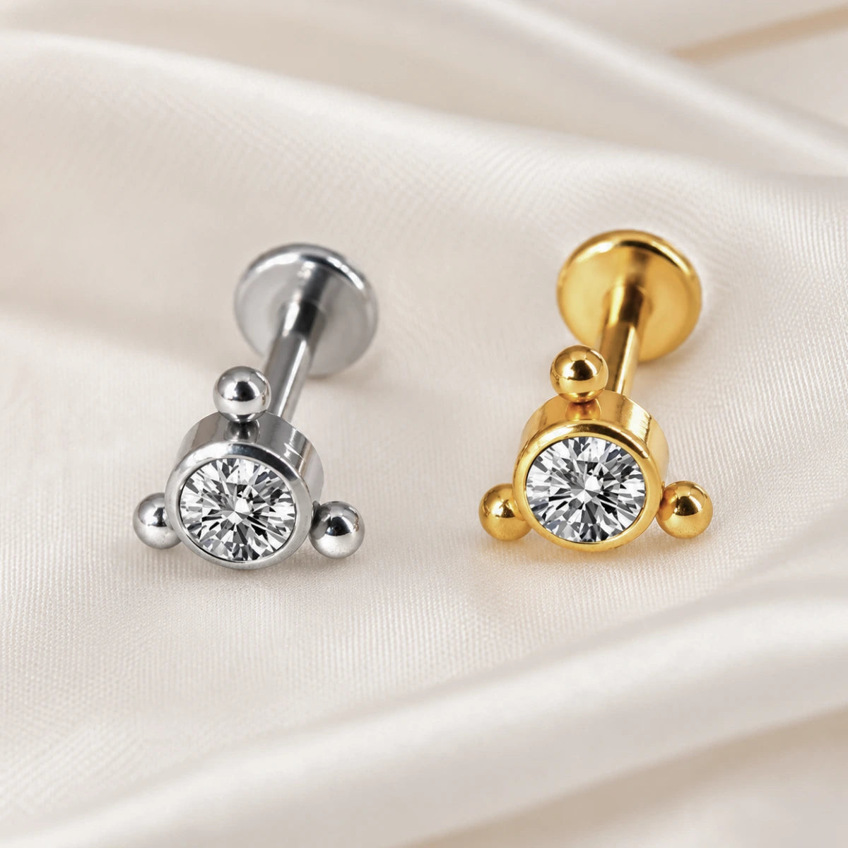 Piercing Labret de Titânio Zircônia com Detalhes