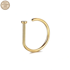 Piercing nostril D-Ring dourado em Titânio G23 com acabamento PVD Gold